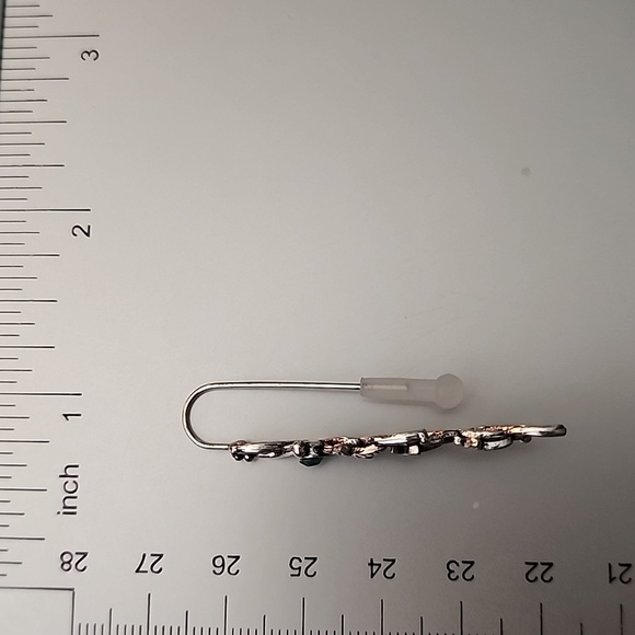 Ivy Aquamarine  Hang Earrings - Picture 4 of 4